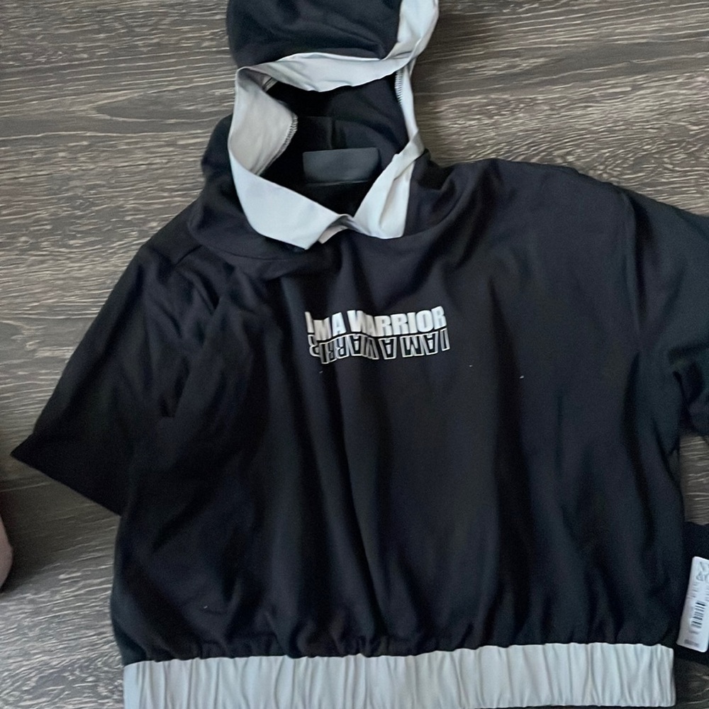 Workout crop hoodie
